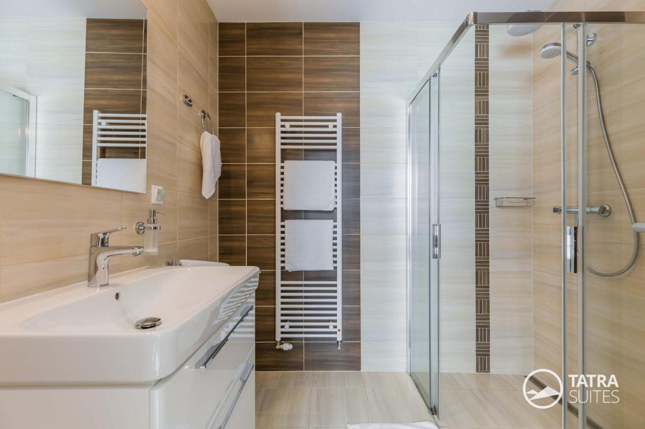 Tatra Suites Harmony Apartment B301 Vysoké Tatry Esterno foto
